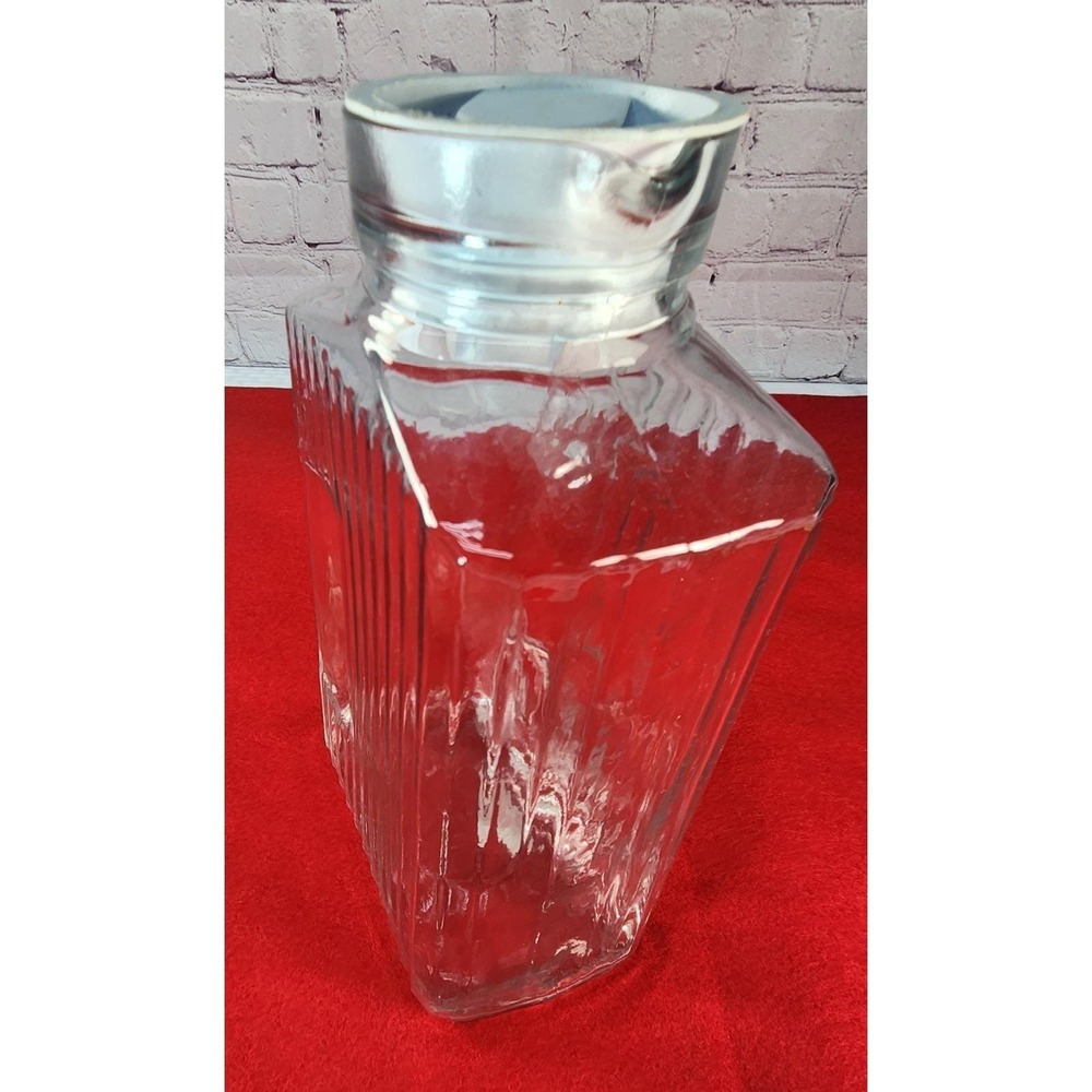 Vintage Anchor Hocking Glass 2 Quart Refrigerator Water Juice Pitcher w/ Lid